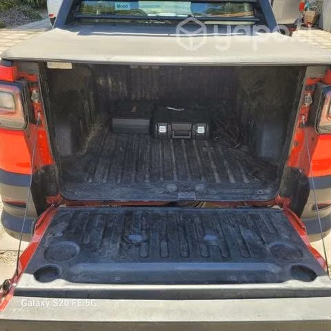 Camioneta RAM 700