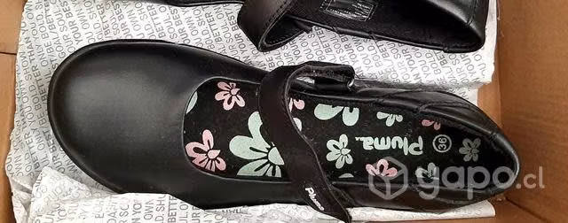 Zapato escolar niña marca Pluma n36