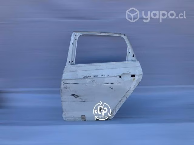 Puerta trasera lh volkswagen jetta 2019-2022
