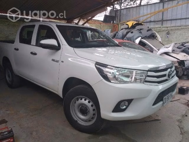 Toyota hilux 2017 4×2 turbo Diesel