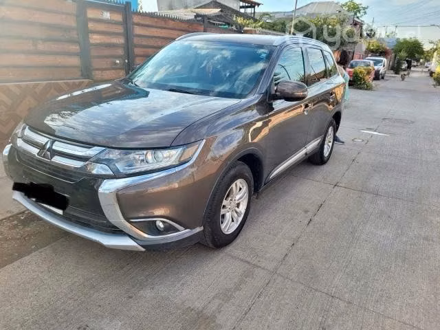 Mitsubishi outlander 2017