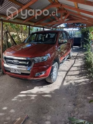 Camioneta a la venta Ford Ranger vendo por viaje