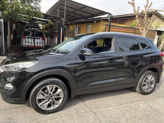 Vendo HYUNDAI TUCSON 2016