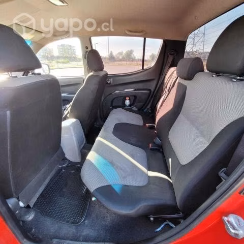 Mitsubishi l200 2015