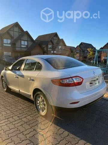 Renault fluence 2012