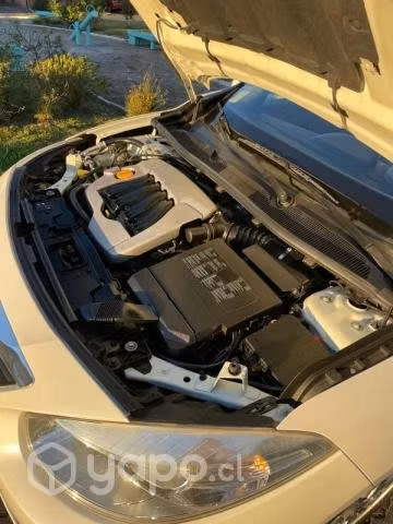 Renault fluence 2012