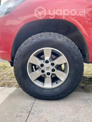 TOYOTA HILUX 2019 4X4 diesel EQUIPADA