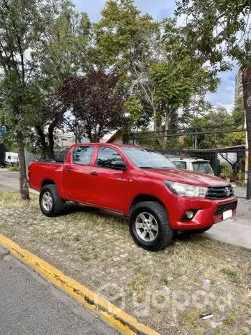TOYOTA HILUX 2019 4X4 diesel EQUIPADA