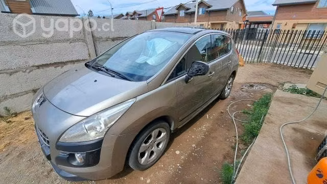 Peugeot 3008 2012