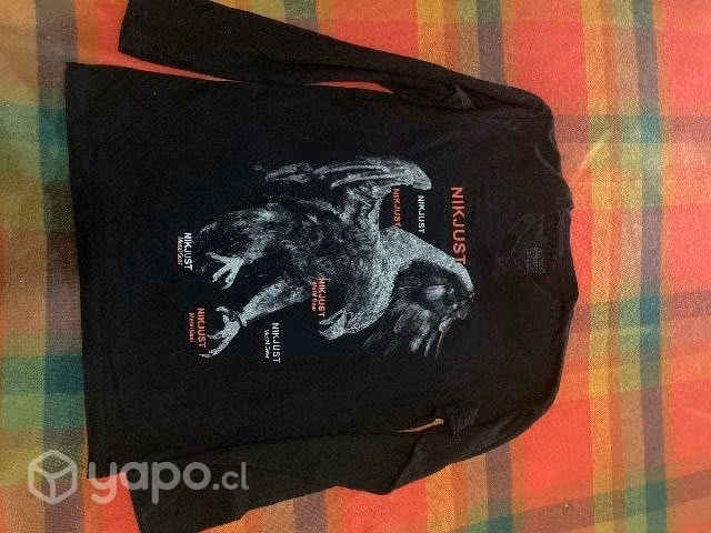 Poleras y Polerones