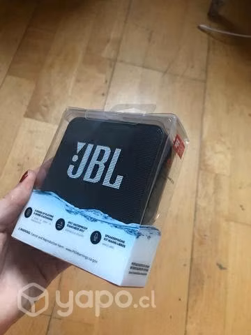 Parlante JBL-go essential