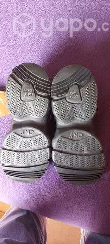 Zapatos de niña, 33 nuevos