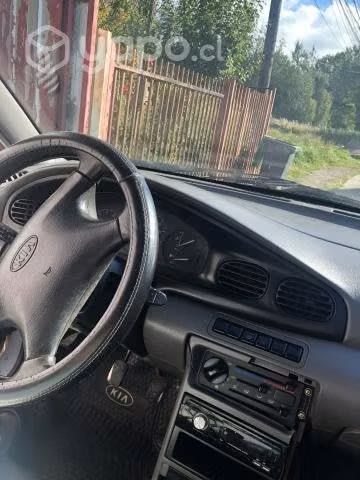 Kia Avella 1999