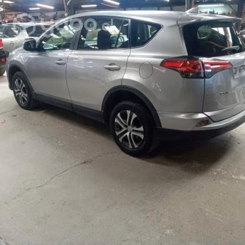 Toyota RAV4 2017 - Imagen 4