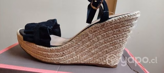 Sandalia negra T38