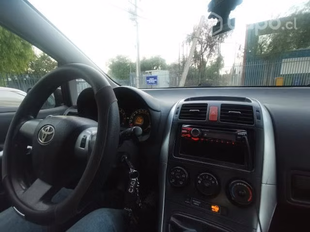 Toyota Auris 1.6 2010