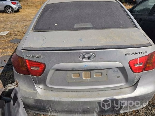 Maleta hyundai elantra 2009