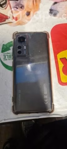 Xiaomi 12 de 12 de ram y 256 rom vendo o permuto