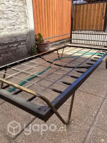 Cama de fierro y bronce antigua de 1/1/2 plaza