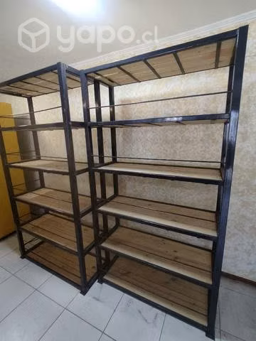Se vende artículos de muebleria para minimarket