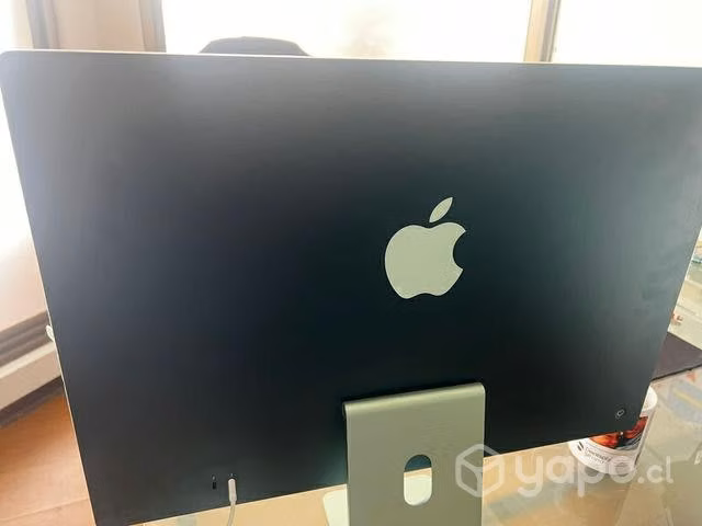 Apple iMac 24