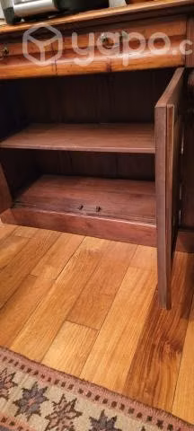 Mieble de madera estilo antiguo - Imagen 2