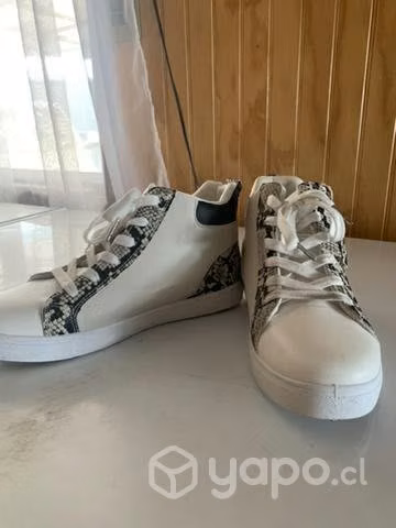 Zapatillas nuevas 36