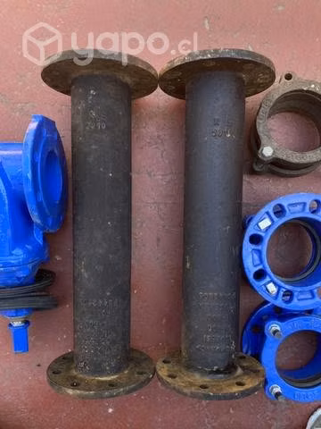 Válvulas y adaptadores de agua
