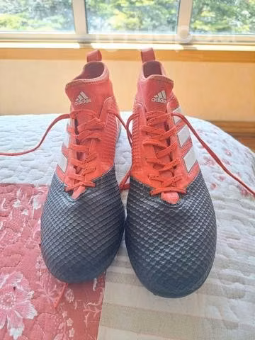 Zapatillas de fútbol adidas