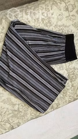 PANTALONES NUEVO M 2x5000 - Imagen 4