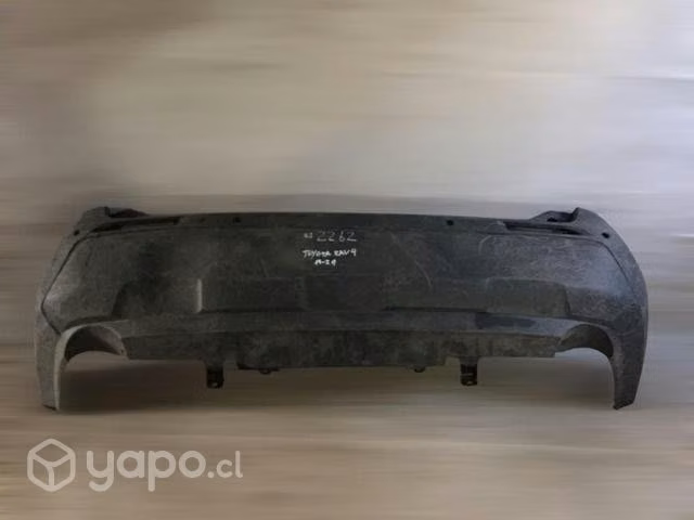 Parachoque trasero Toyota rav