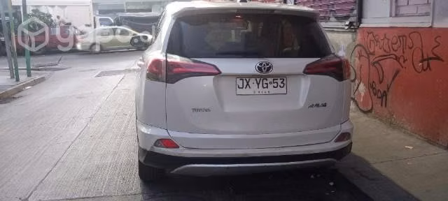 Rav 4 2018 versión lujo 4x2 2.0