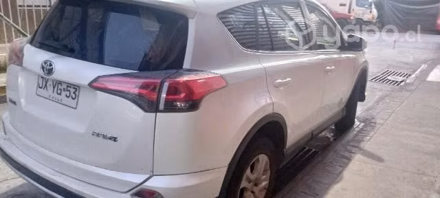 Rav 4 2018 versión lujo 4x2 2.0