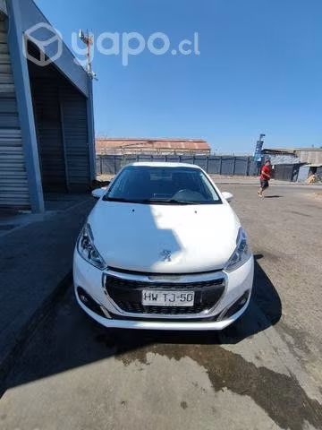 Peugeot 208 Active HDI 1.6 92 hp - Imagen 13