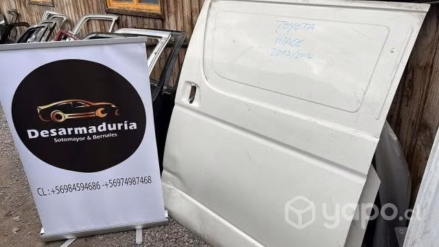 Puerta lateral Toyota Hiace 2013 a 2016 2.1