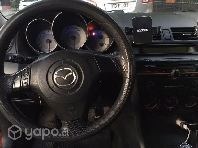 MAZDA 3 2008