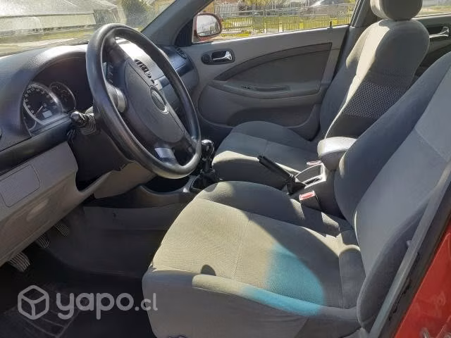 Chevrolet optra 2011
