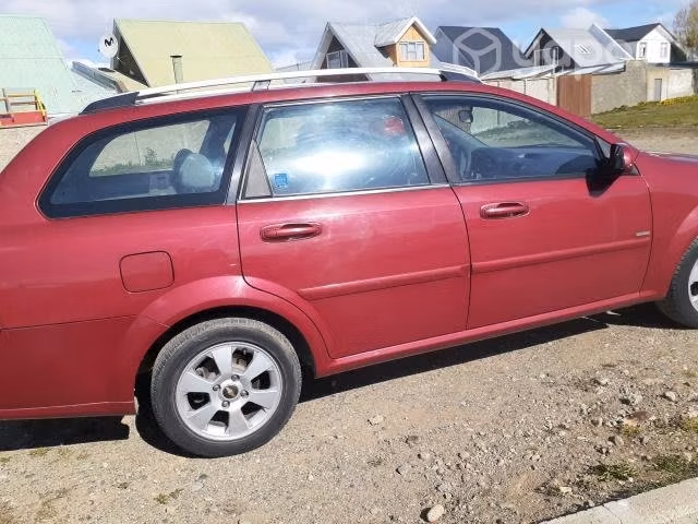 Chevrolet optra 2011