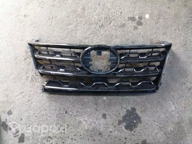 Mascara toyota fortuner sw4 2022 original