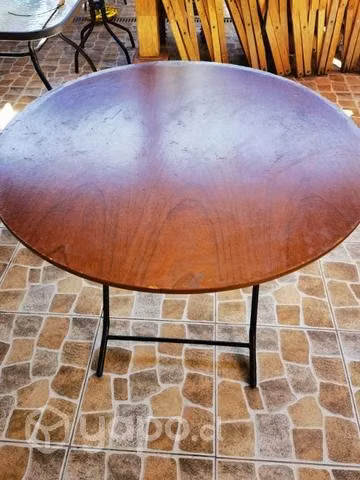 Mesa redonda plegable