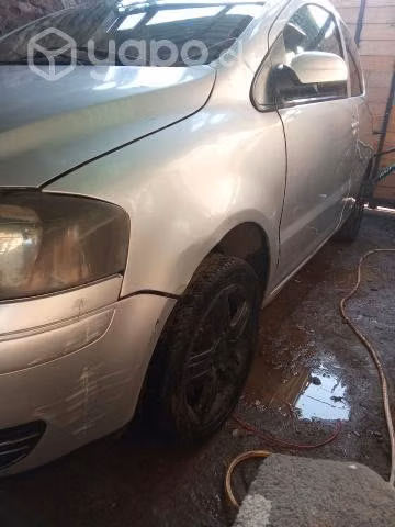 Vendo VOLKSWAGEN FOX 2006 tiene detalles