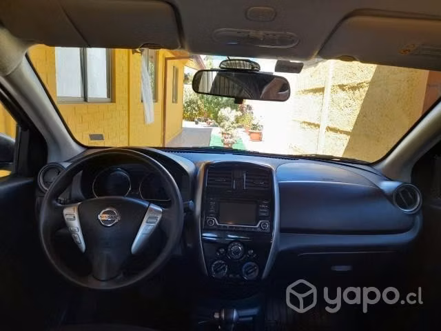 Nissan versa
