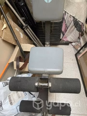 Máquina de ejercicios universal