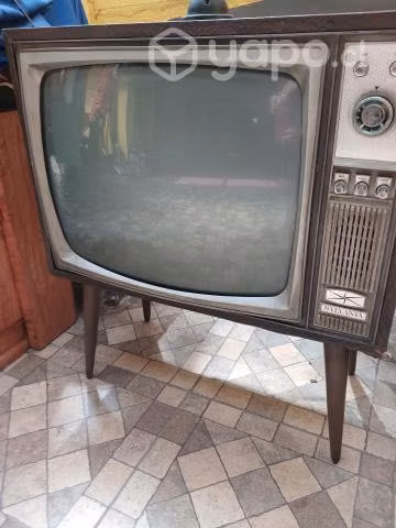 Televisión antiguo