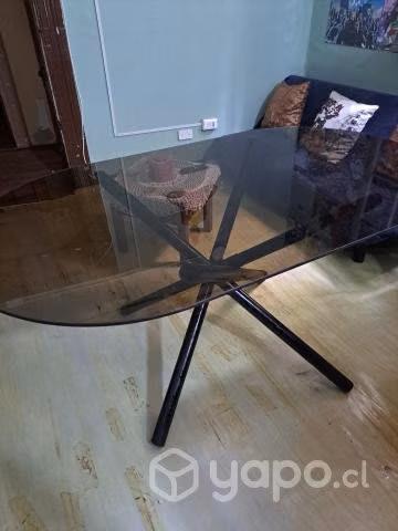 Mesa vidrio grueso