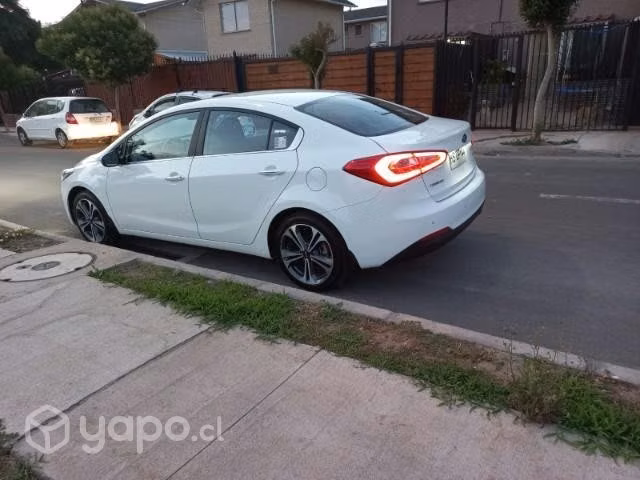 Kia cerato SX 2016 19 MIL kms