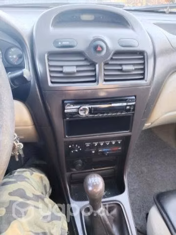 Se vende auto Samsung sm3 año 2012