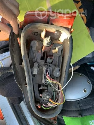 Original foco trasero derecho Peugeot 106