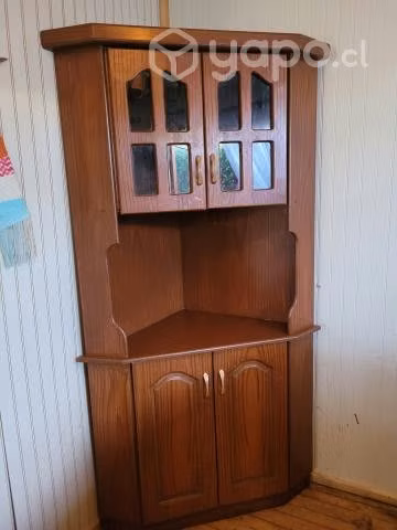 Mueble esquinero triangular