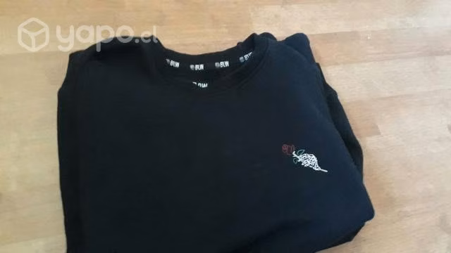 Poleron negro talla M juvenil Eboy aesthetic